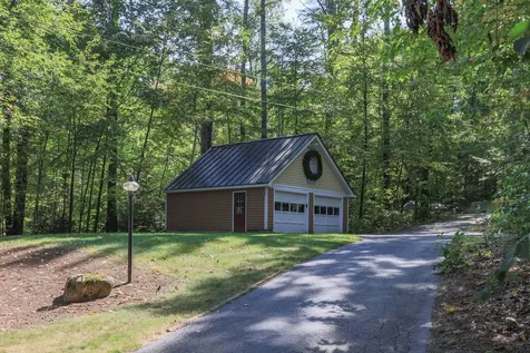 111 Shore Drive Henniker NH 03242