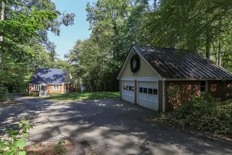 111 Shore Drive Henniker NH 03242