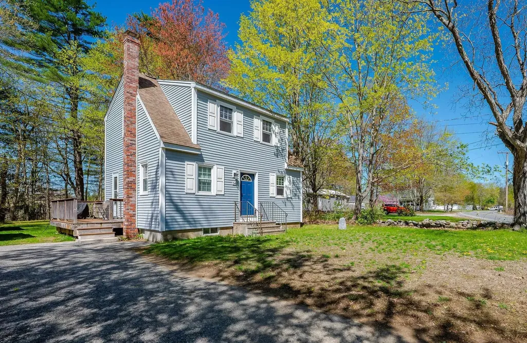 54 Mill Road Kingston NH 03848