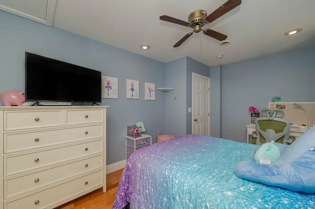 54 Mill Road Kingston NH 03848