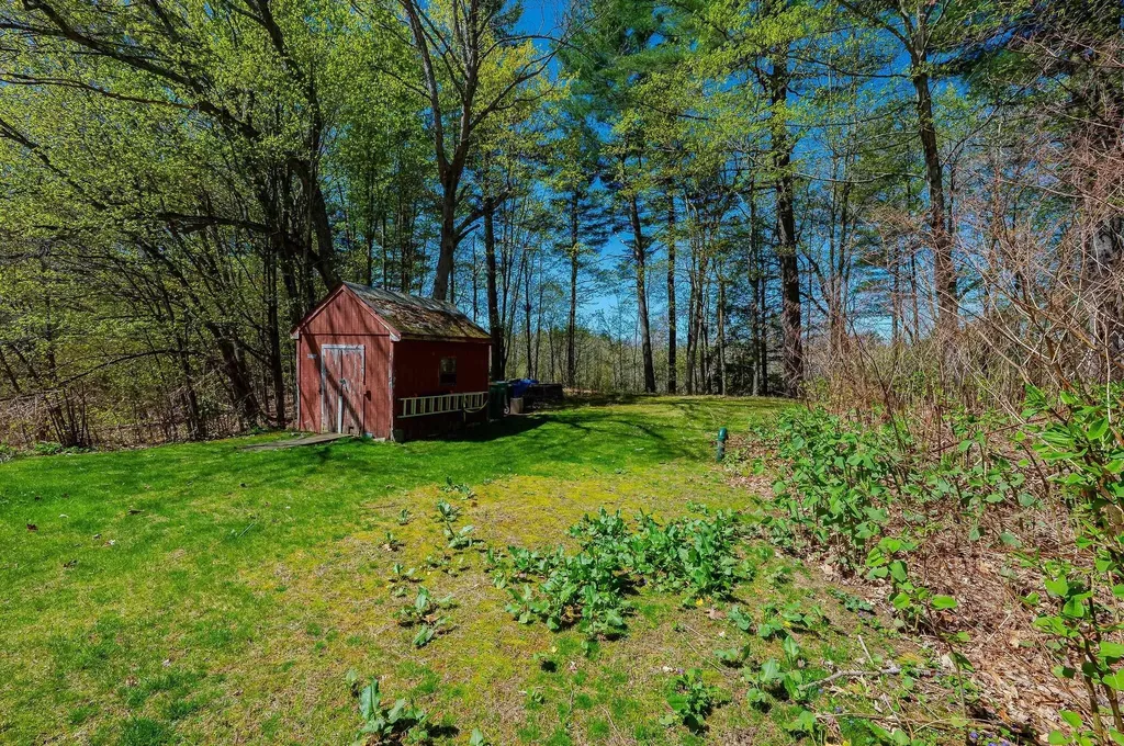 54 Mill Road Kingston NH 03848