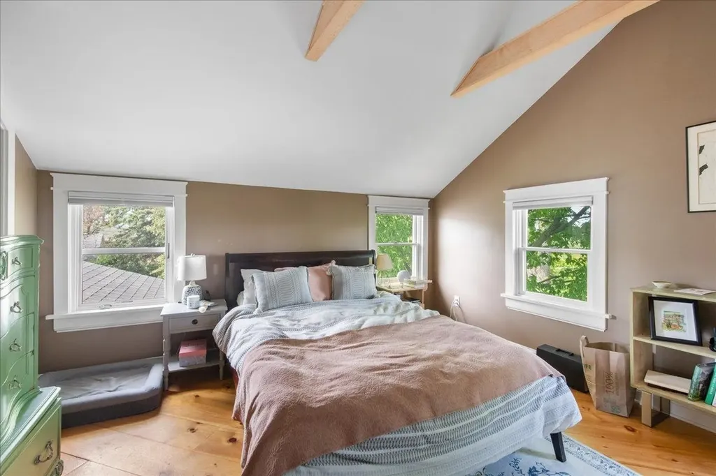 383 Manhattan Drive Burlington VT 05401