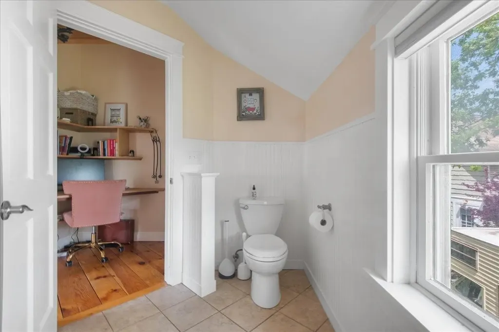 383 Manhattan Drive Burlington VT 05401