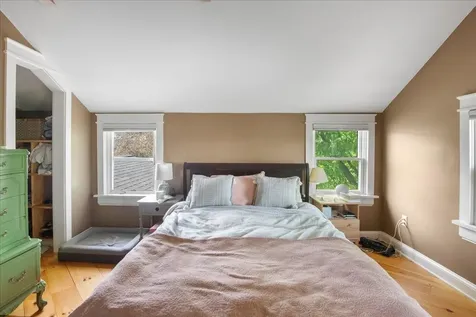 383 Manhattan Drive Burlington VT 05401