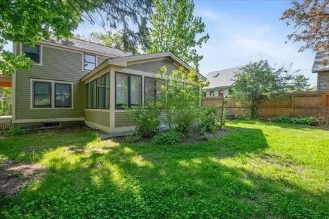 383 Manhattan Drive Burlington VT 05401