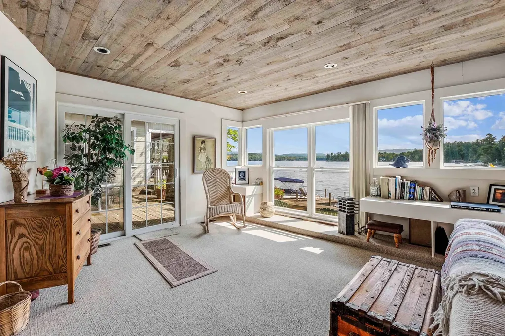 253 Lake Avenue Sunapee NH 03782