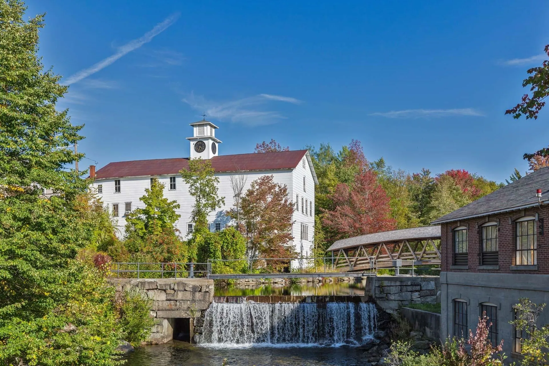 253 Lake Avenue Sunapee NH 03782