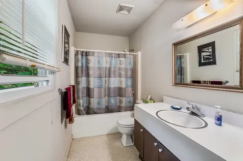 253 Lake Avenue Sunapee NH 03782