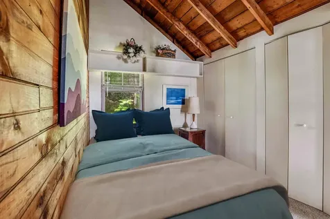 253 Lake Avenue Sunapee NH 03782