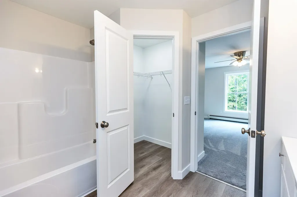 20 West Shore Road Swanzey NH 03446