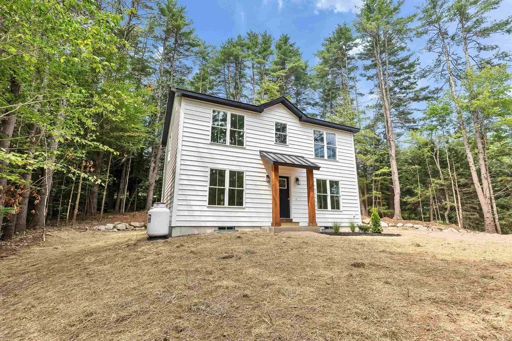 20 West Shore Road Swanzey NH 03446