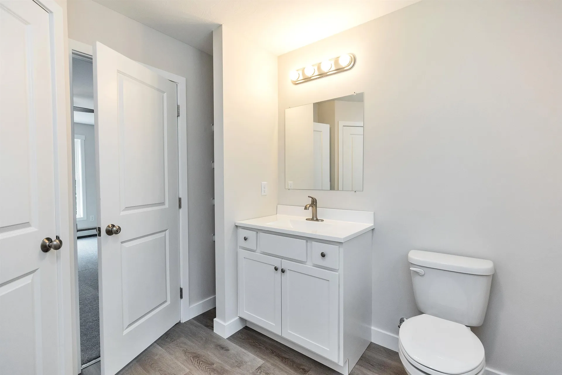 20 West Shore Road Swanzey NH 03446