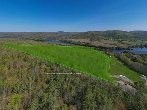 1822 Monroe Road Littleton NH 03561