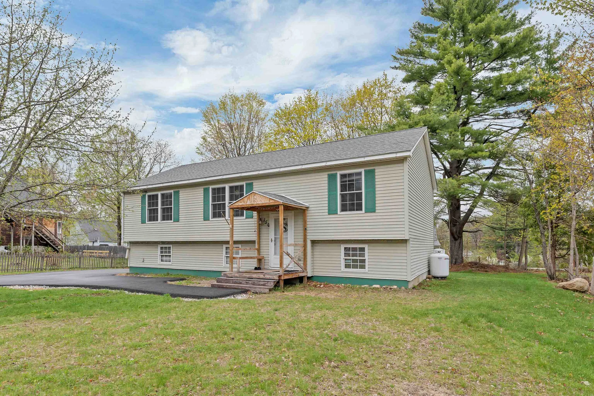 156 East Main Street Conway NH 03818