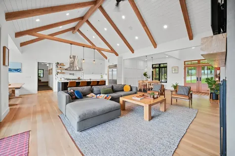 357 Country Club Loop Stowe VT 05672