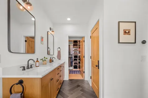 357 Country Club Loop Stowe VT 05672