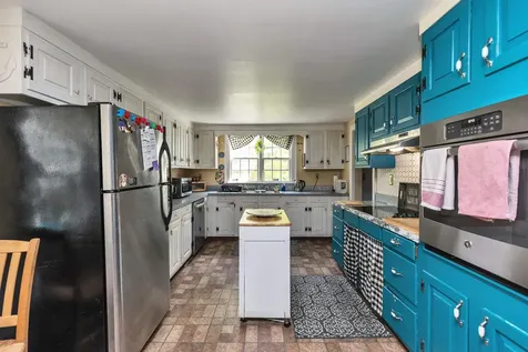 371 Center Road Hillsborough NH 03244
