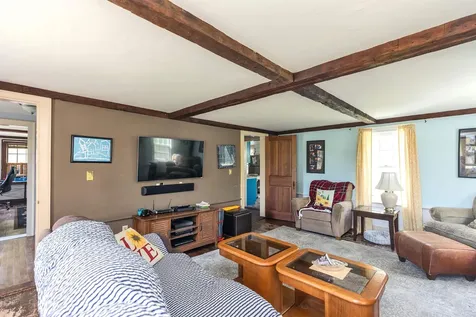 371 Center Road Hillsborough NH 03244
