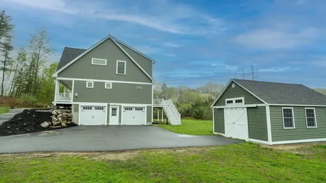 21 Lovering Road North Hampton NH 03862