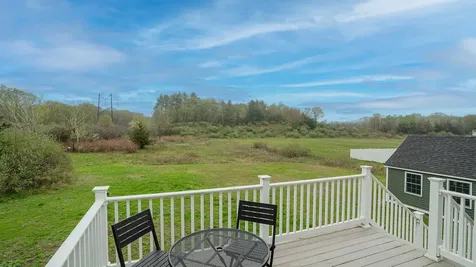 21 Lovering Road North Hampton NH 03862