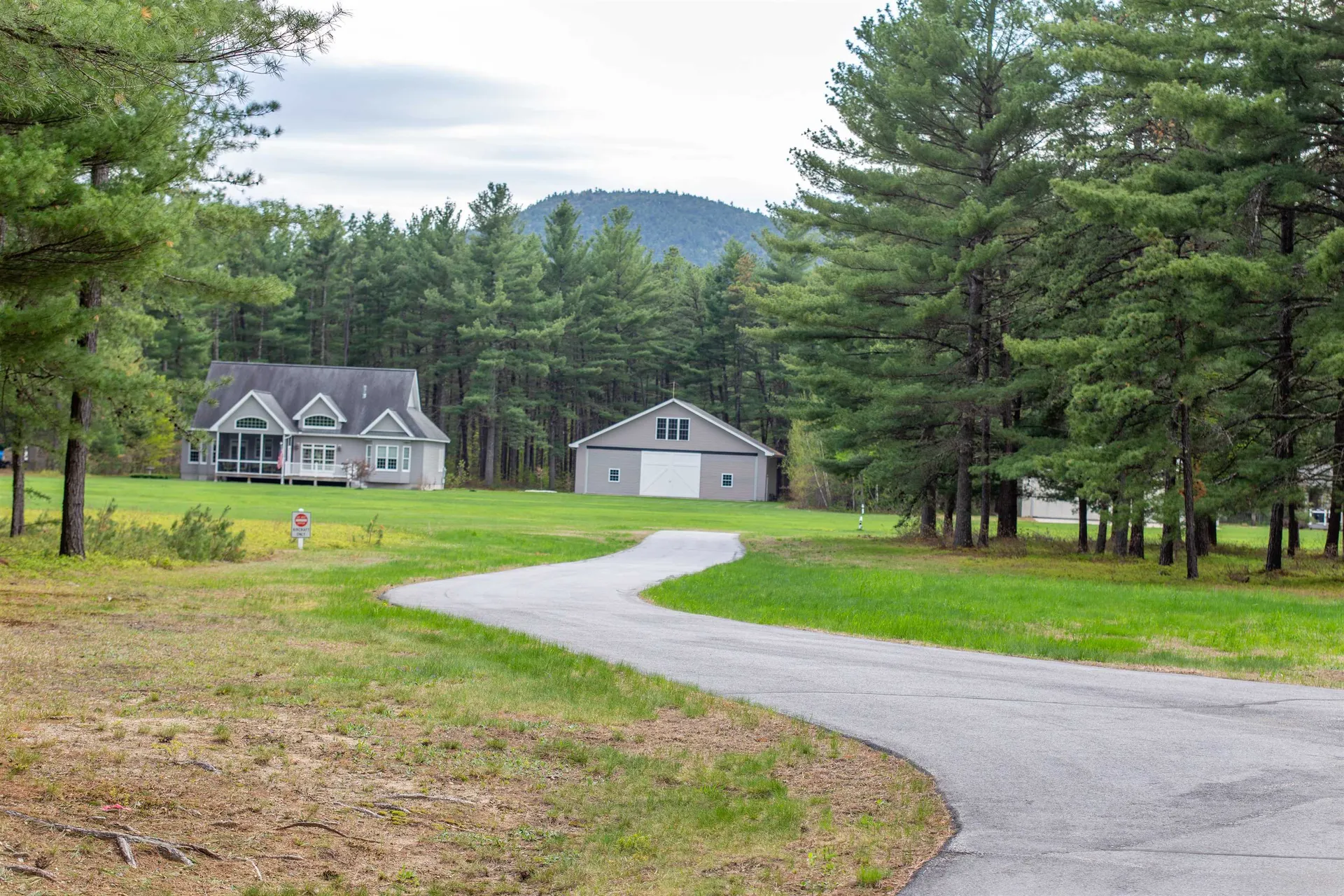 36 Logan Way Ossipee NH 03890