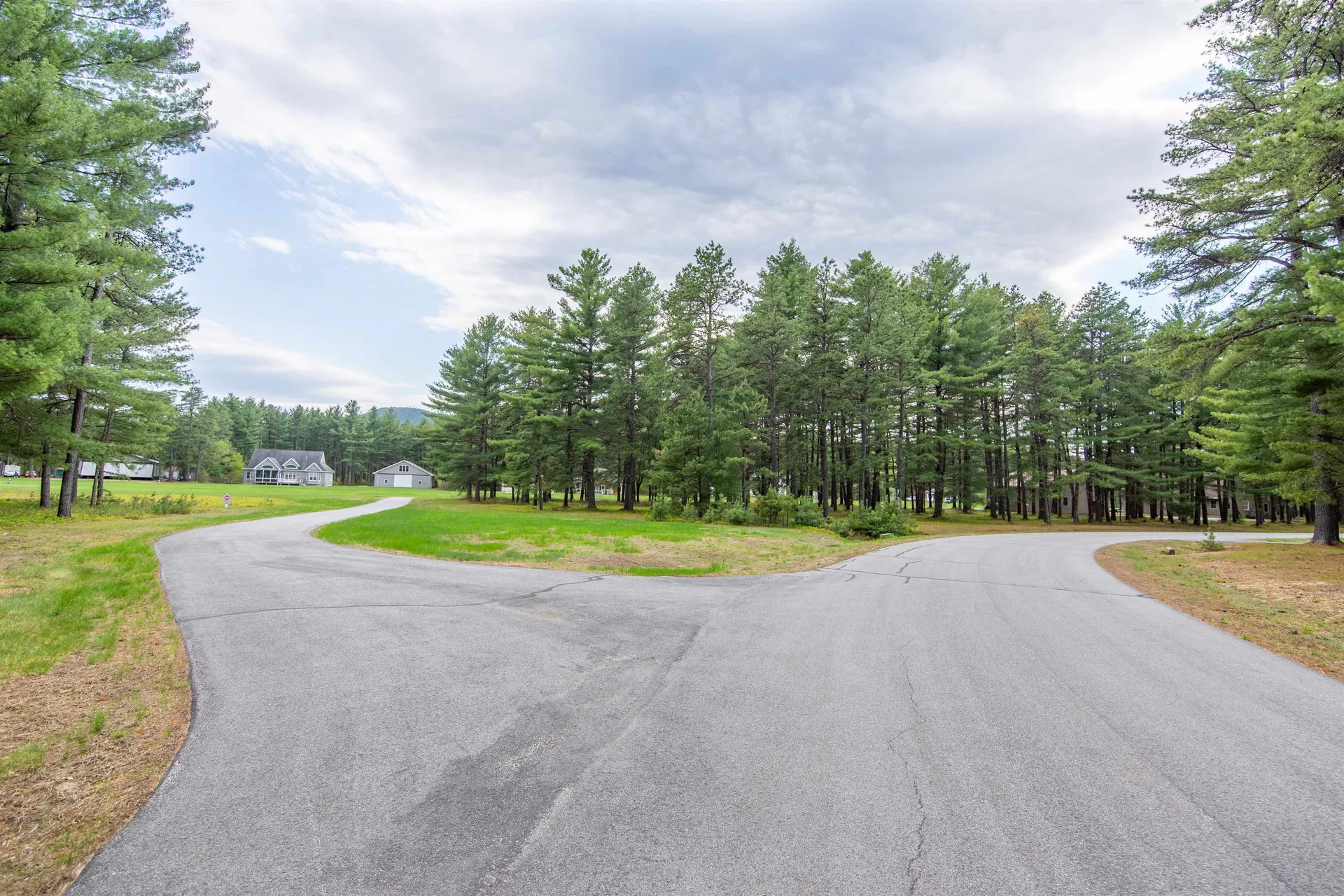36 Logan Way Ossipee NH 03890