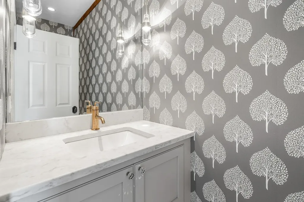 764 Barnumville Road Manchester VT 05255