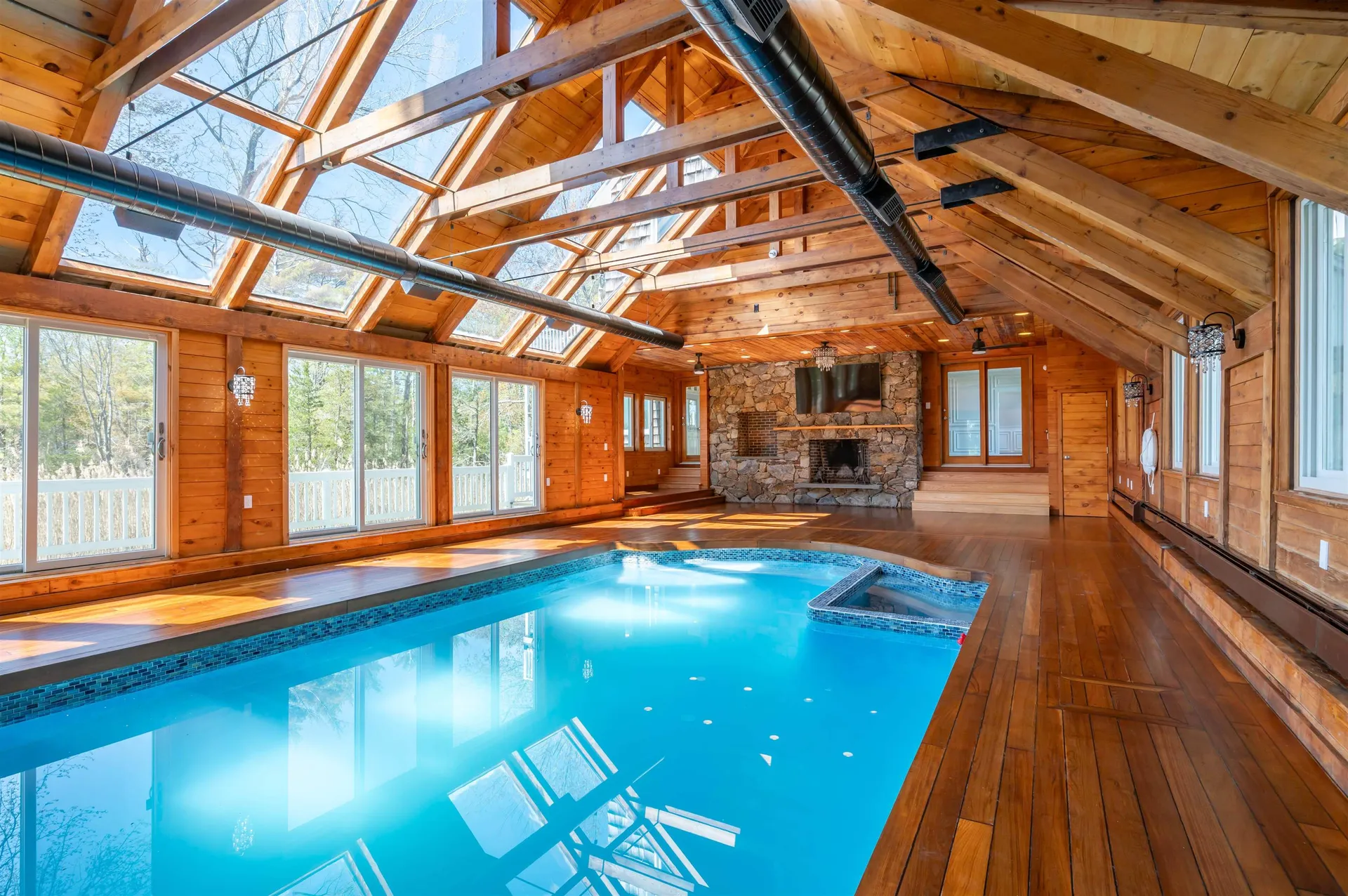 51 Depot Road Hampton Falls NH 03844