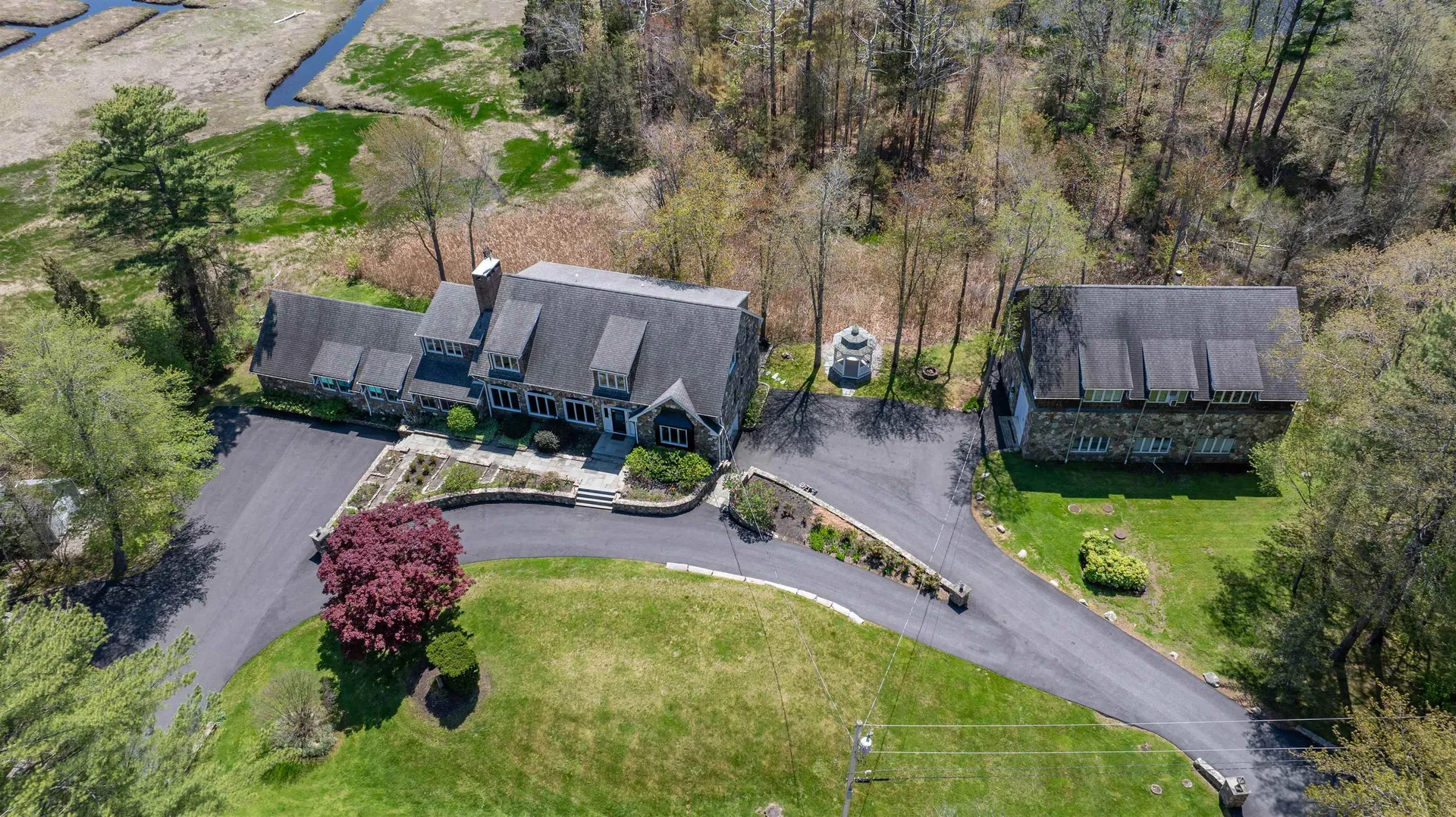 51 Depot Road Hampton Falls NH 03844