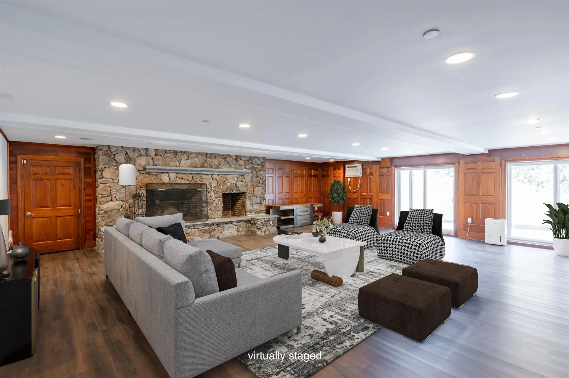 51 Depot Road Hampton Falls NH 03844