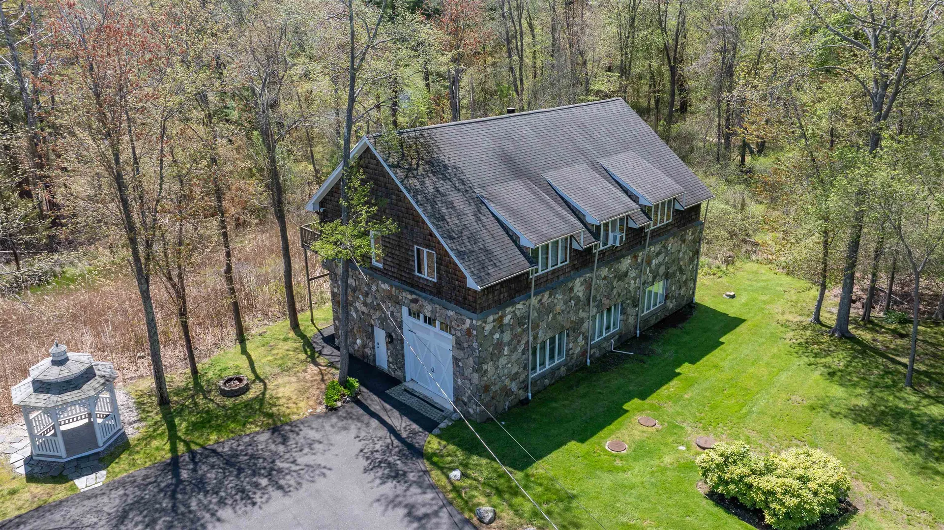 51 Depot Road Hampton Falls NH 03844