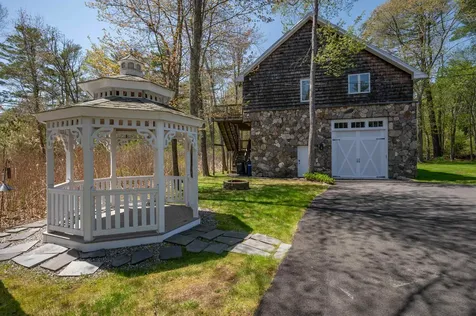 51 Depot Road Hampton Falls NH 03844