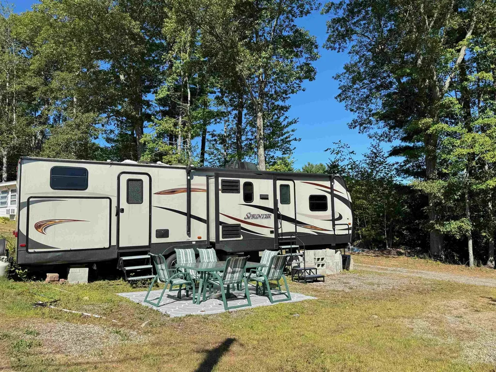 728 Scenic Road Laconia NH 03246