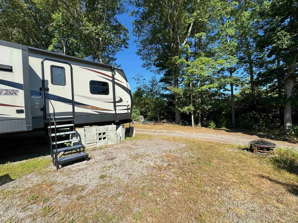 728 Scenic Road Laconia NH 03246