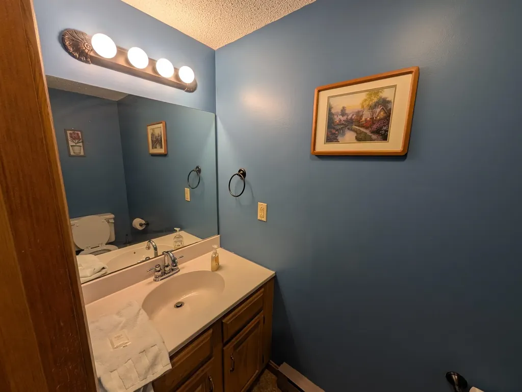 11 Cascade Drive Woodstock NH 03262