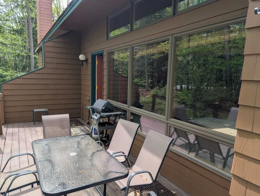 11 Cascade Drive Woodstock NH 03262