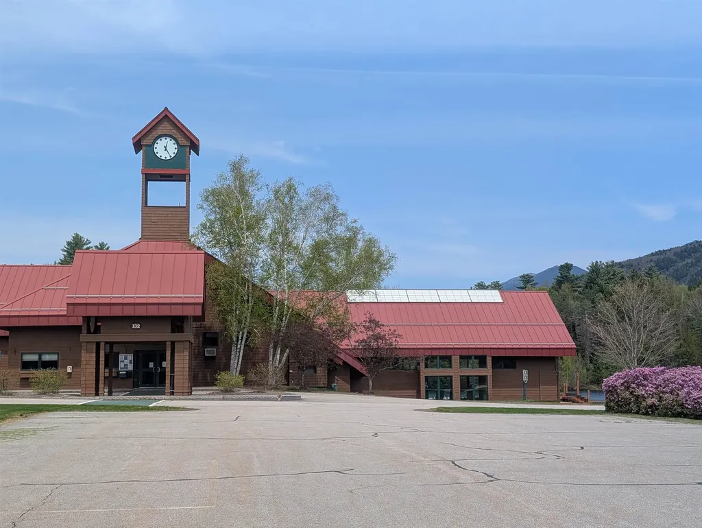 11 Cascade Drive Woodstock NH 03262