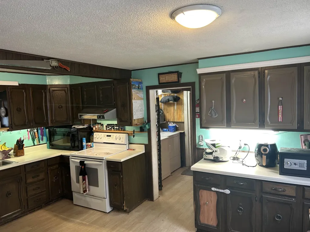 44 High Street Hinsdale NH 03451