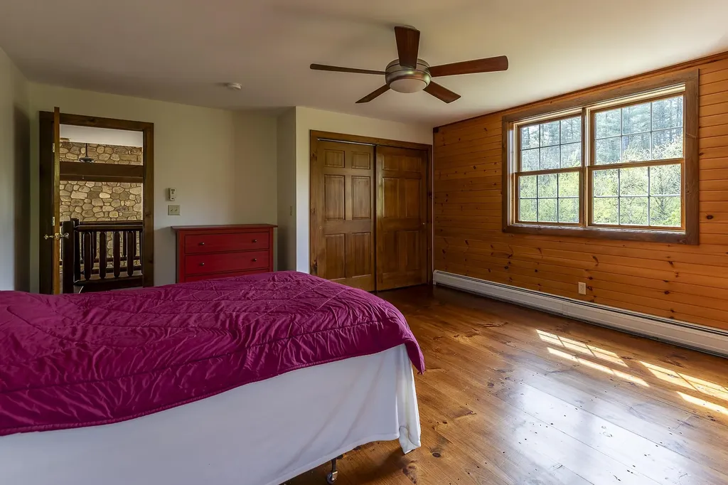 524 Reilly Road Londonderry VT 05148