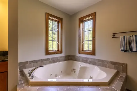 524 Reilly Road Londonderry VT 05148