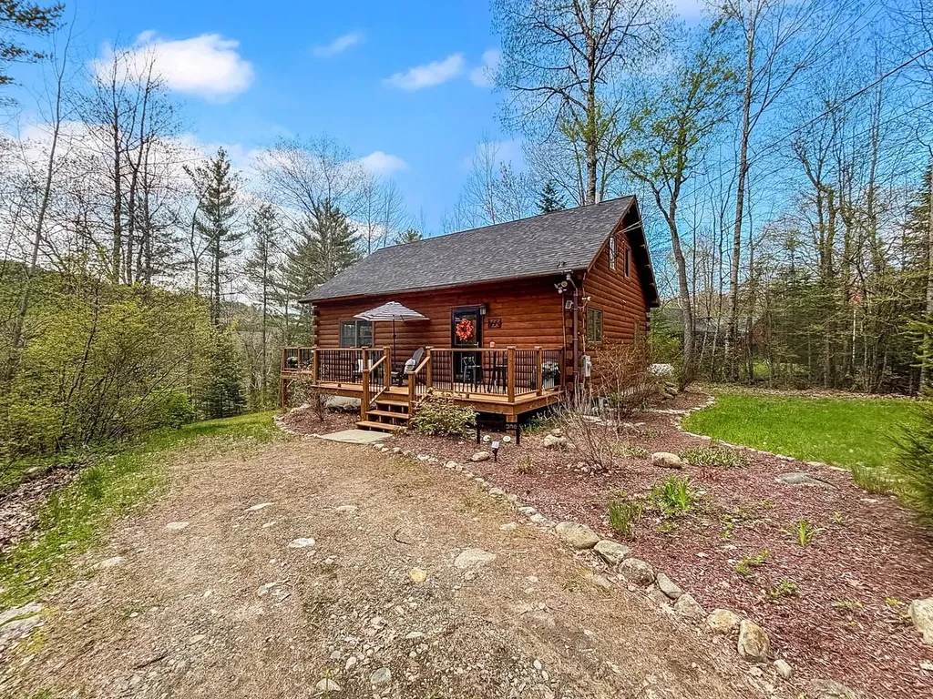 66 Windsor Lane Haverhill NH 03785