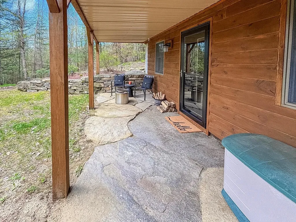 66 Windsor Lane Haverhill NH 03785