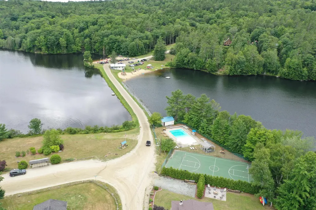 66 Windsor Lane Haverhill NH 03785