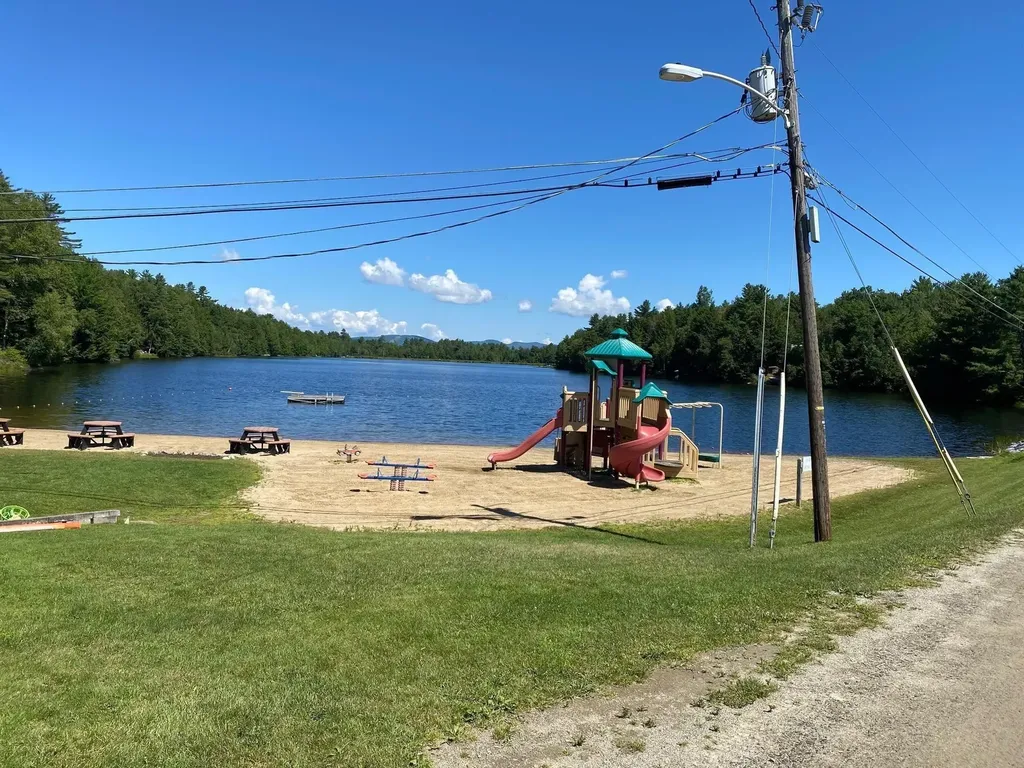 66 Windsor Lane Haverhill NH 03785