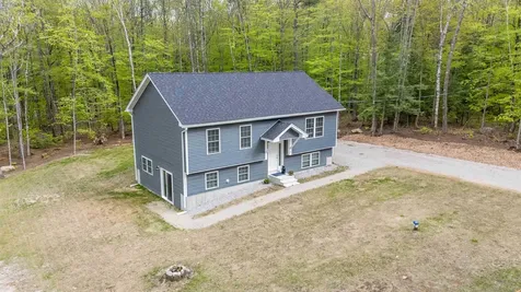 25 Woodcrest Drive Ossipee NH 03864