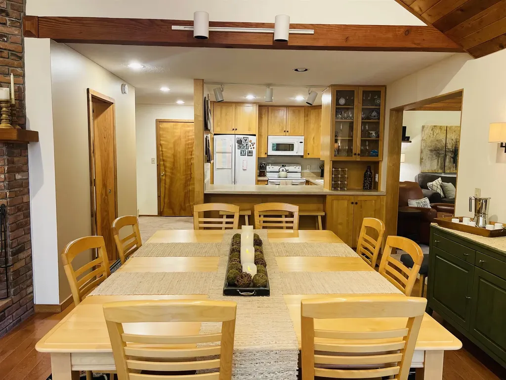 544 Dalewood Road Jamaica VT 05343