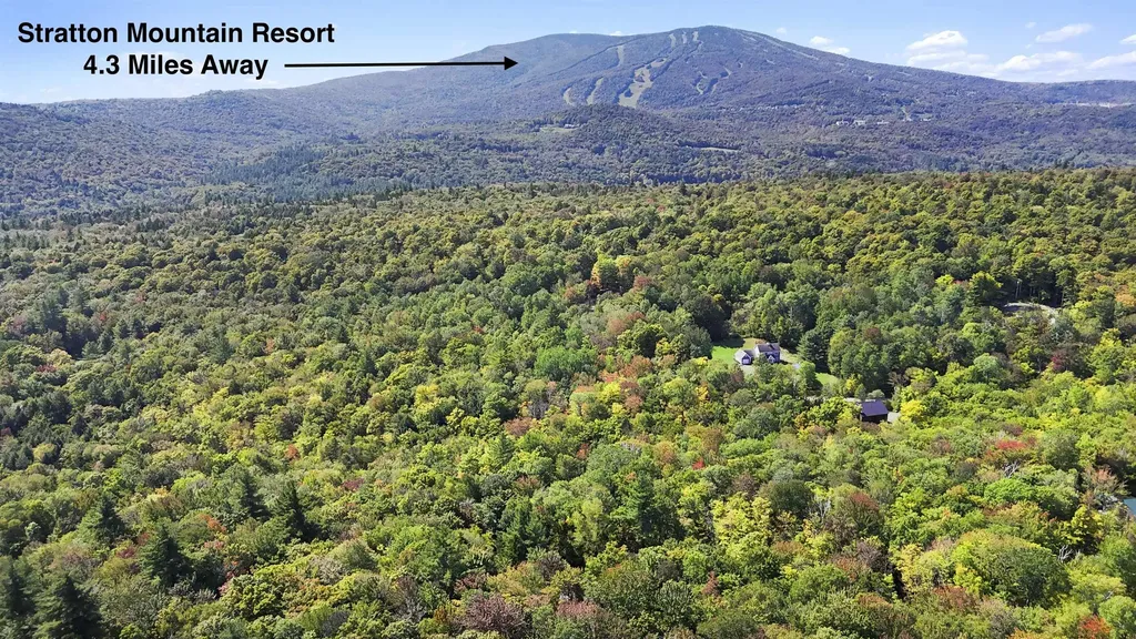 544 Dalewood Road Jamaica VT 05343