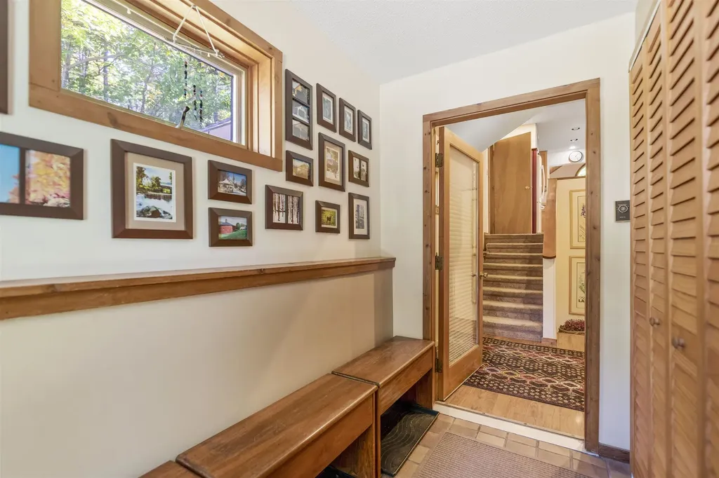 544 Dalewood Road Jamaica VT 05343