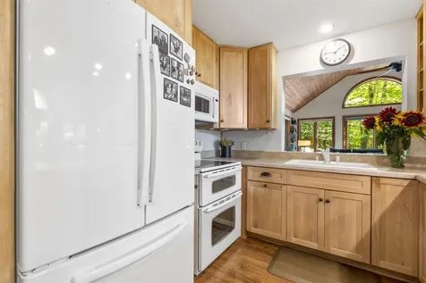 544 Dalewood Road Jamaica VT 05343