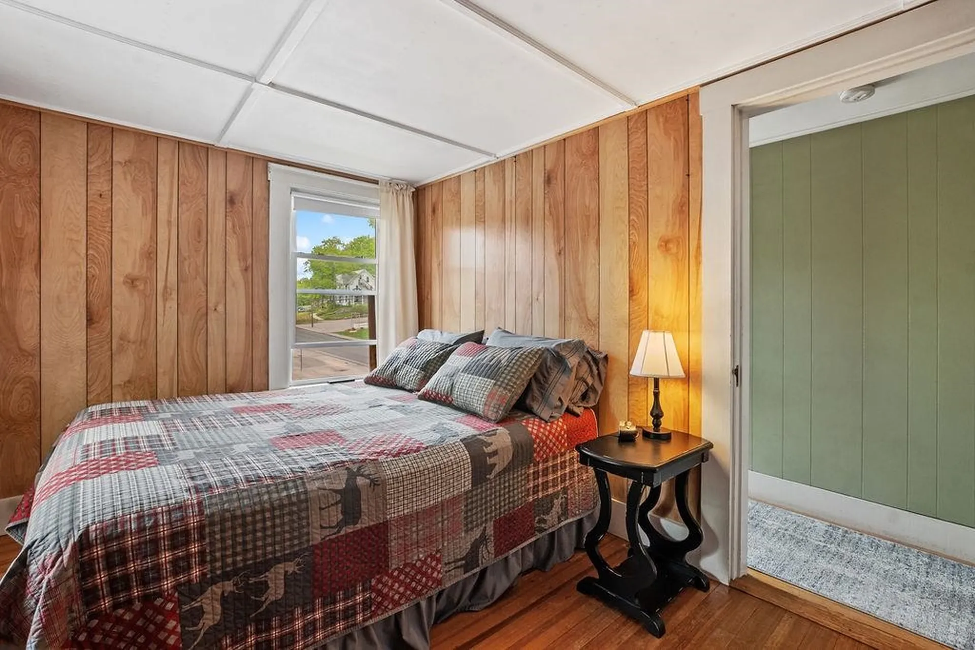 193 Main Street Alton NH 03809